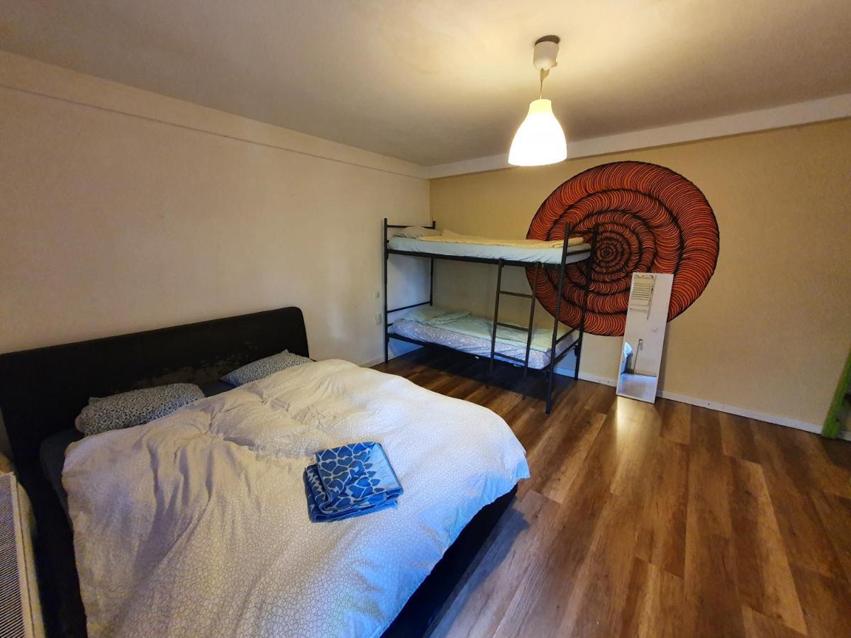 Zen Hostel Cluj-Napoca Ngoại thất bức ảnh
