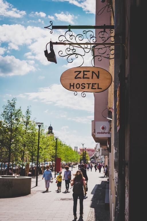 Zen Hostel Cluj-Napoca Ngoại thất bức ảnh