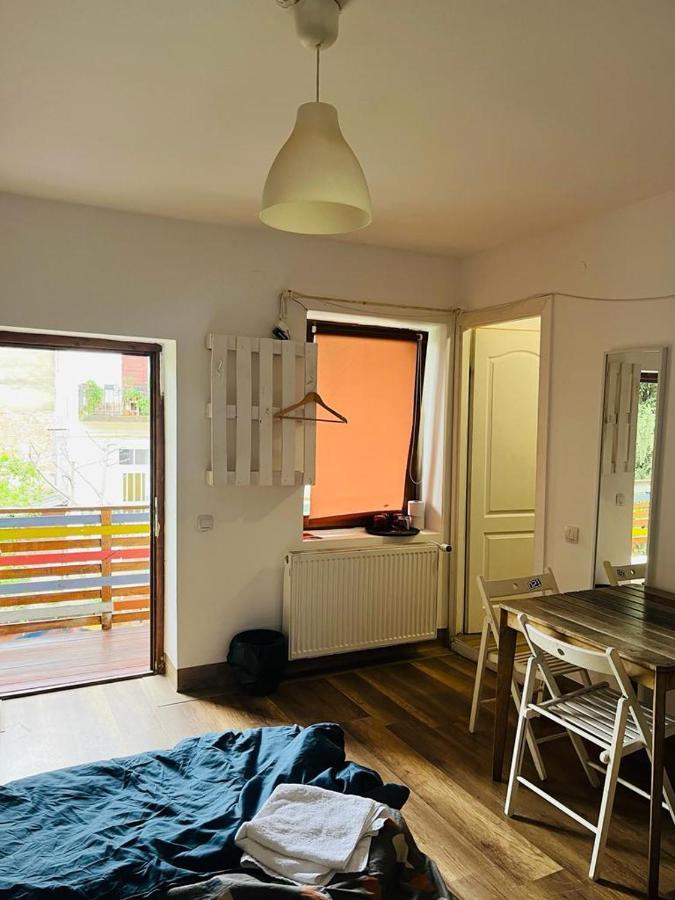 Zen Hostel Cluj-Napoca Ngoại thất bức ảnh