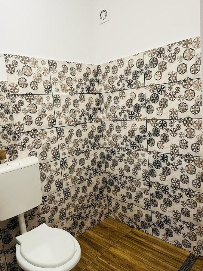 Zen Hostel Cluj-Napoca Ngoại thất bức ảnh