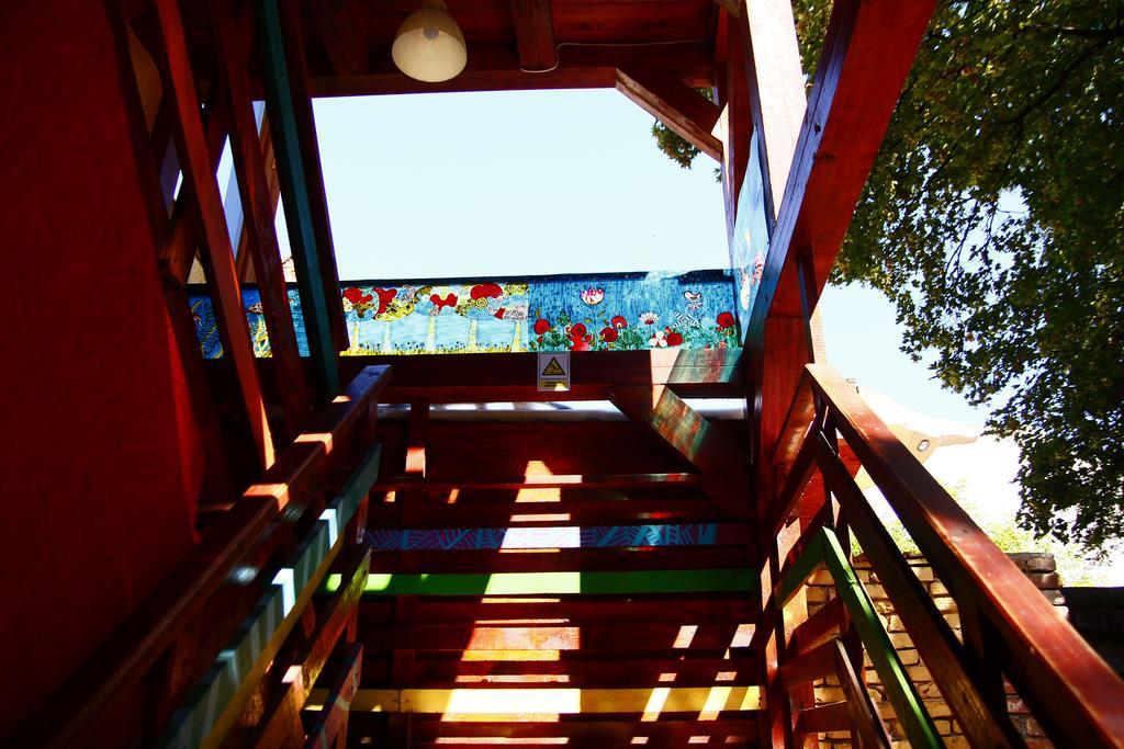 Zen Hostel Cluj-Napoca Ngoại thất bức ảnh