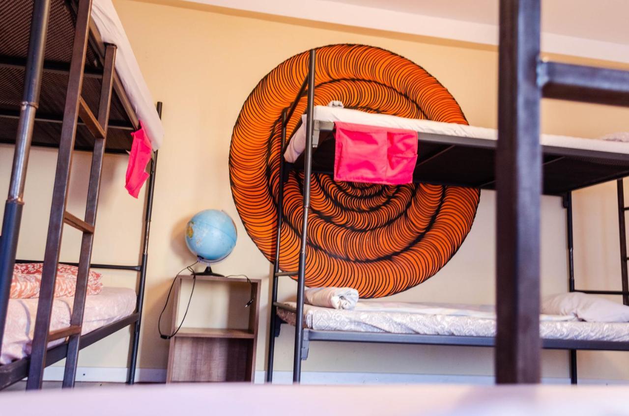 Zen Hostel Cluj-Napoca Ngoại thất bức ảnh
