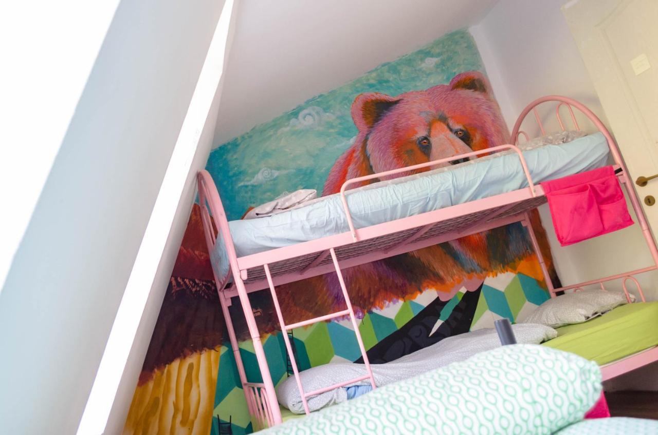 Zen Hostel Cluj-Napoca Ngoại thất bức ảnh