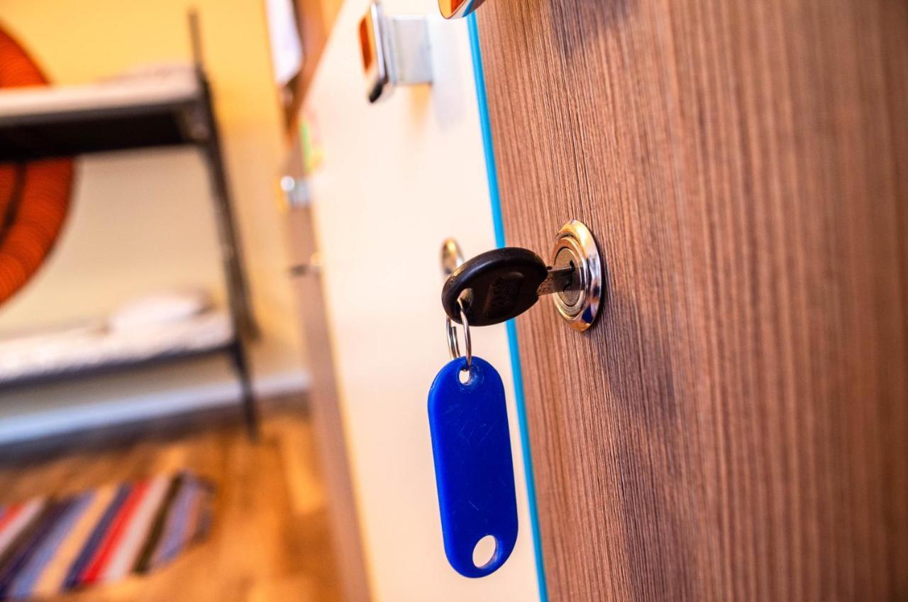 Zen Hostel Cluj-Napoca Ngoại thất bức ảnh