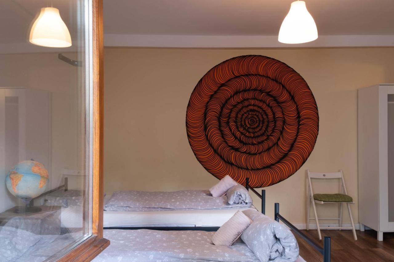 Zen Hostel Cluj-Napoca Ngoại thất bức ảnh